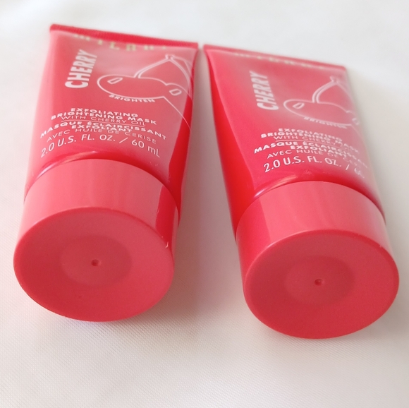 Cherry Brighten Exfoliating Mask  Set of 2 - Picture 9 of 13